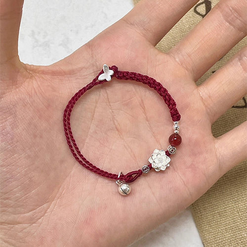 敲百搭简约风银小莲花灵动小蝴蝶铃铛本命年红手绳轻奢新年礼物