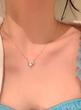 小众设计感蝴蝶结珍珠项链女简约个性时尚气质百搭颈链锁骨链