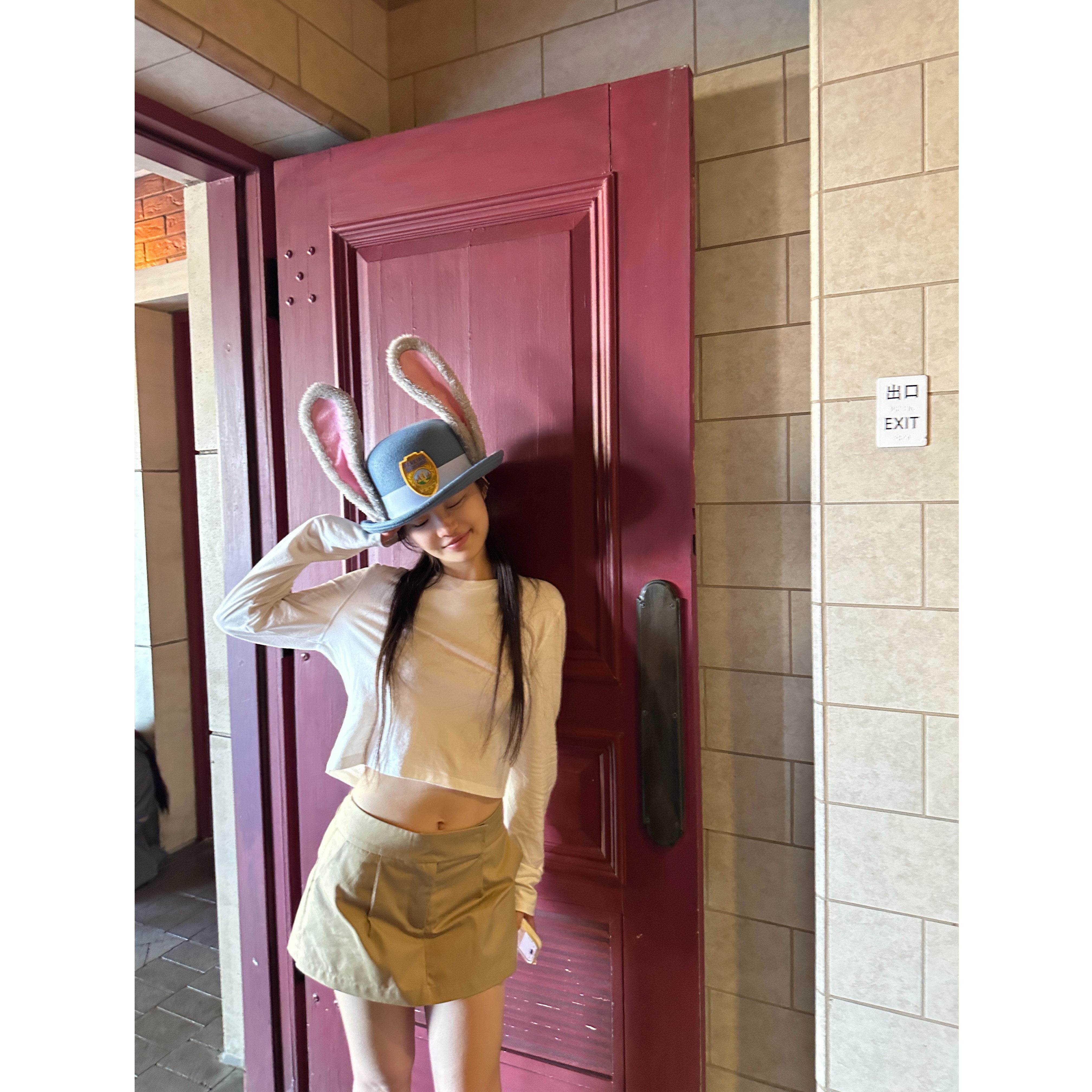 范吸吸/全棉松弛T/女装秋季2025新款打底衫短款上衣白色长袖T恤