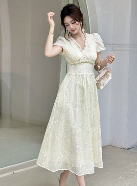 2026夏季新款女装名媛风气质V领收腰连衣裙法式长款a字裙21842