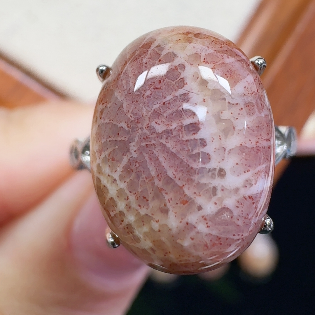 粉荷叶大花戒指