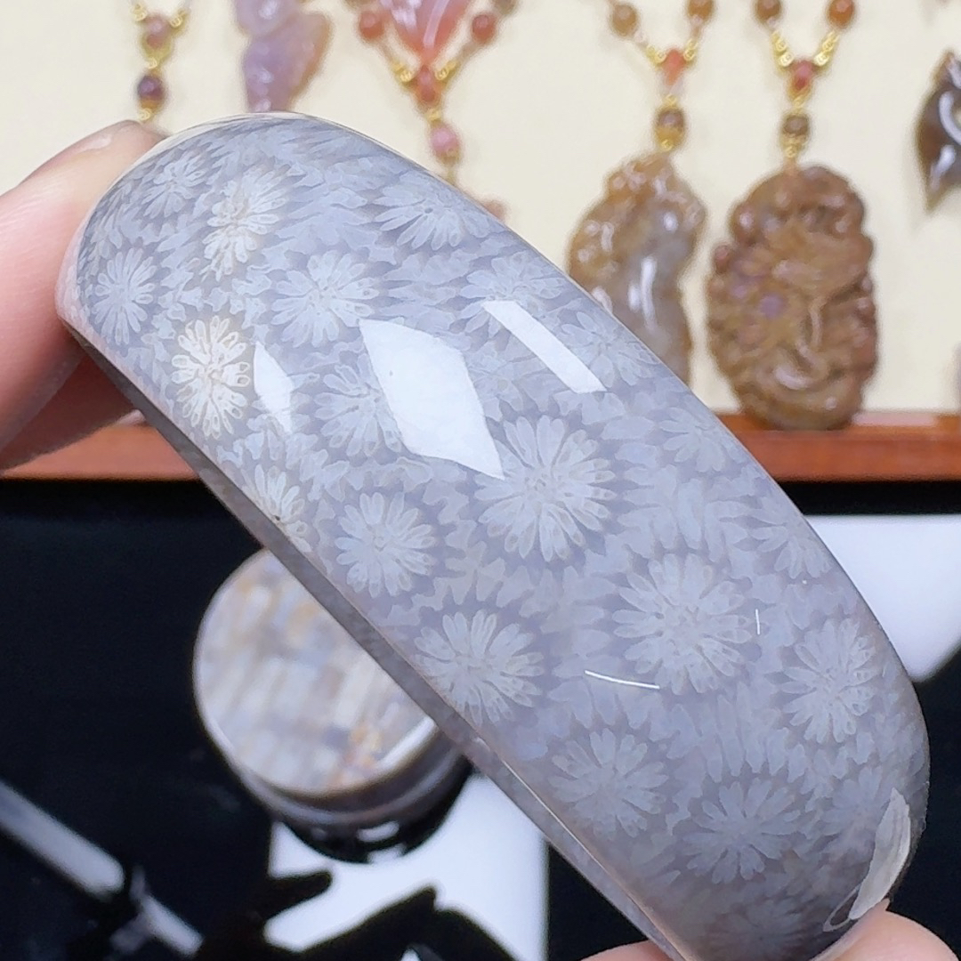 精品蓝色大花手镯