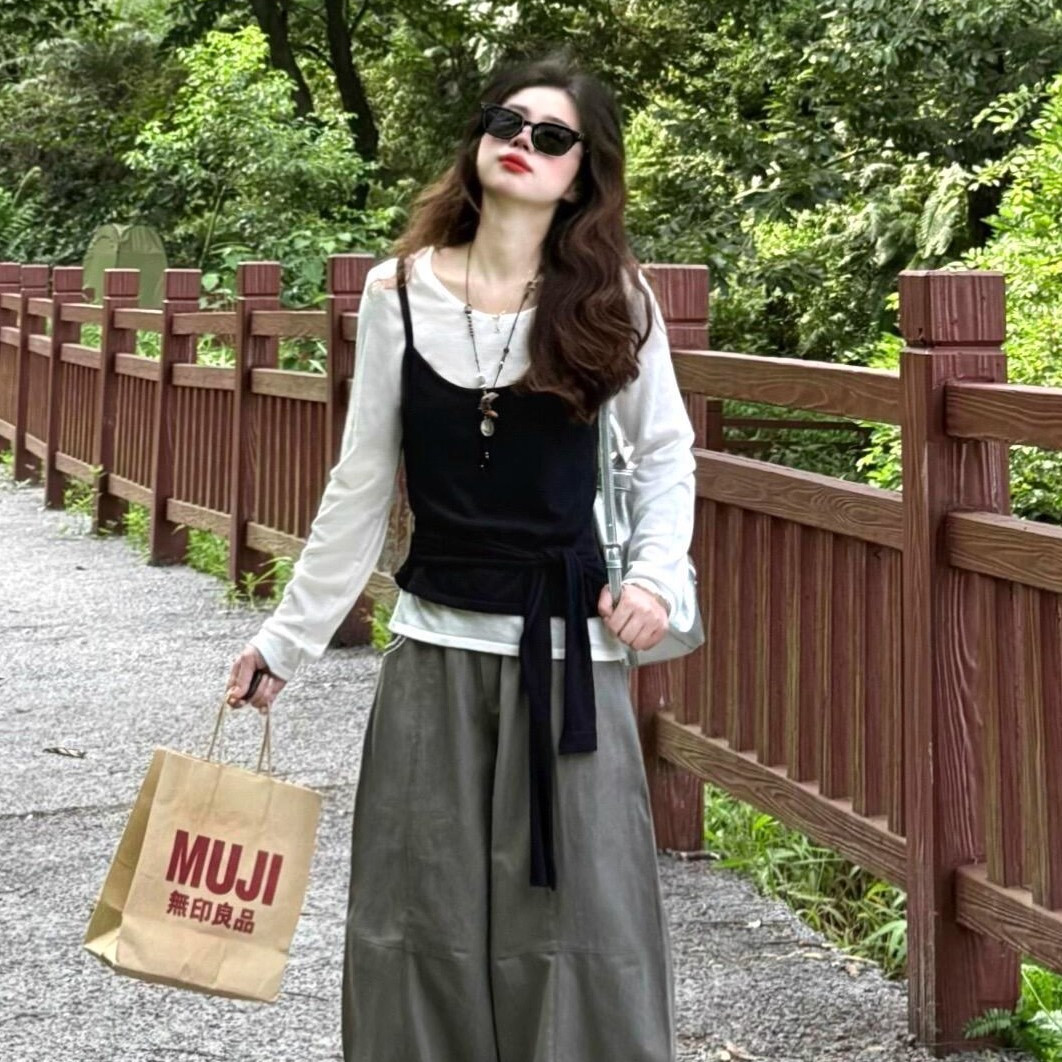 白色长袖t恤女2025新款秋季韩系穿搭绝美巨好看吊带上衣两件套装