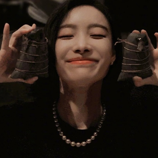 《沧海遗珠》倪妮同款香槟色珍珠项链真多麻珠珠轻奢锁骨链毛衣链