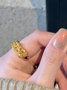 《顶楼》罗马蕾丝镂空雕花立体满钻戒指韩剧同款可调节开口戒指环