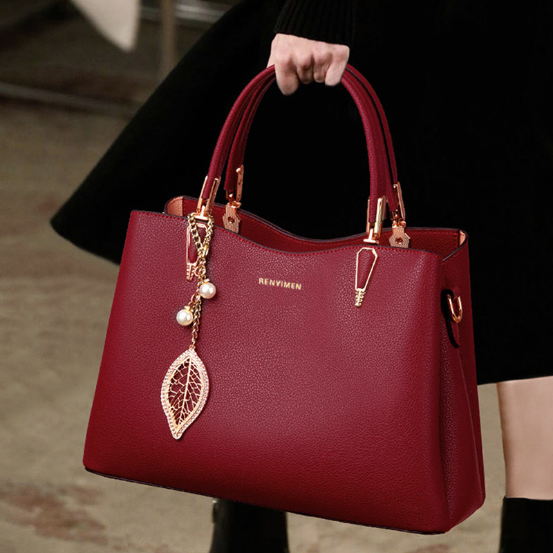 高级感真皮女士手提包高档大气斜挎大容量时尚红色结婚中年妈妈包,箱包皮具/热销女包/男包,通用款女包,淘宝优惠券,粉丝福利购,淘宝优惠卷