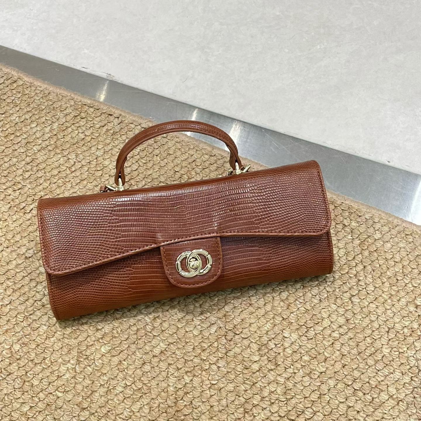 小香风轻奢蜥蜴纹真皮法棍包名媛复古链条单肩斜挎女包晚宴手拿包