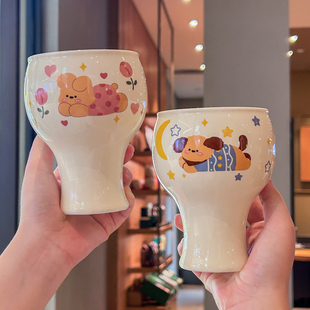 可爱小狗手握咖啡杯高颜值陶瓷马克杯家用早餐牛奶杯生日礼物 日式