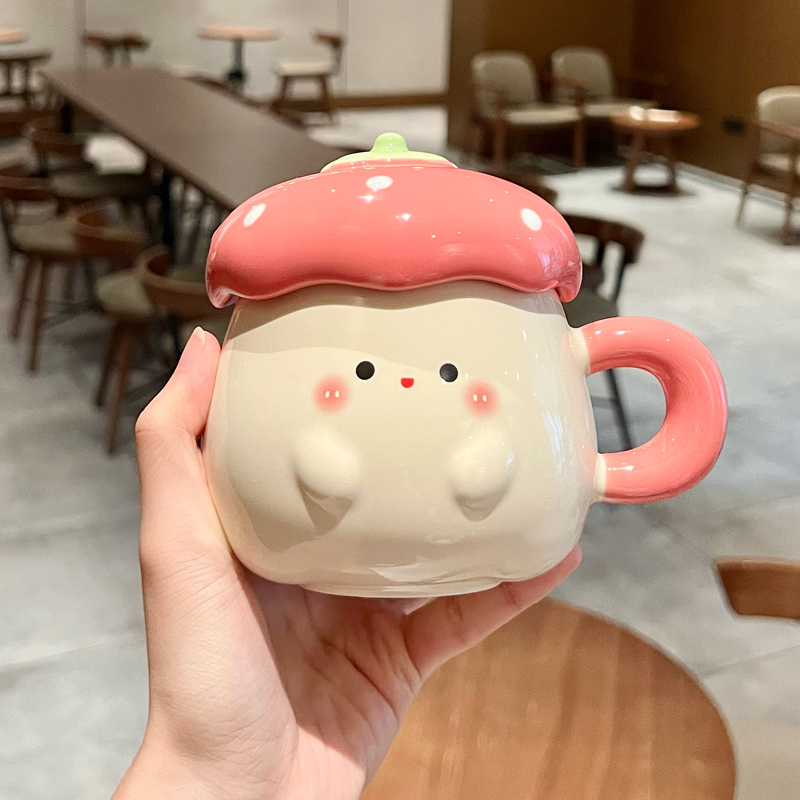 奶fufu可爱草莓水杯高颜值陶瓷马克杯带盖勺咖啡杯送女生伴手礼物