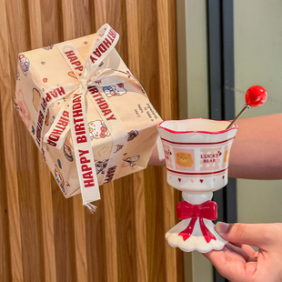 ins可爱软萌治愈系小熊高脚杯高颜值冰淇淋杯陶瓷马克杯生日礼物