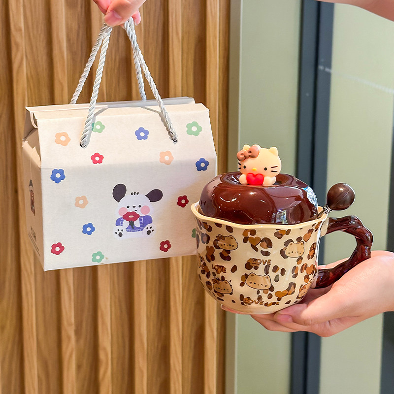 可爱高颜值猫咪马克杯女生卡通陶瓷杯子带盖送闺蜜生日礼物伴手礼