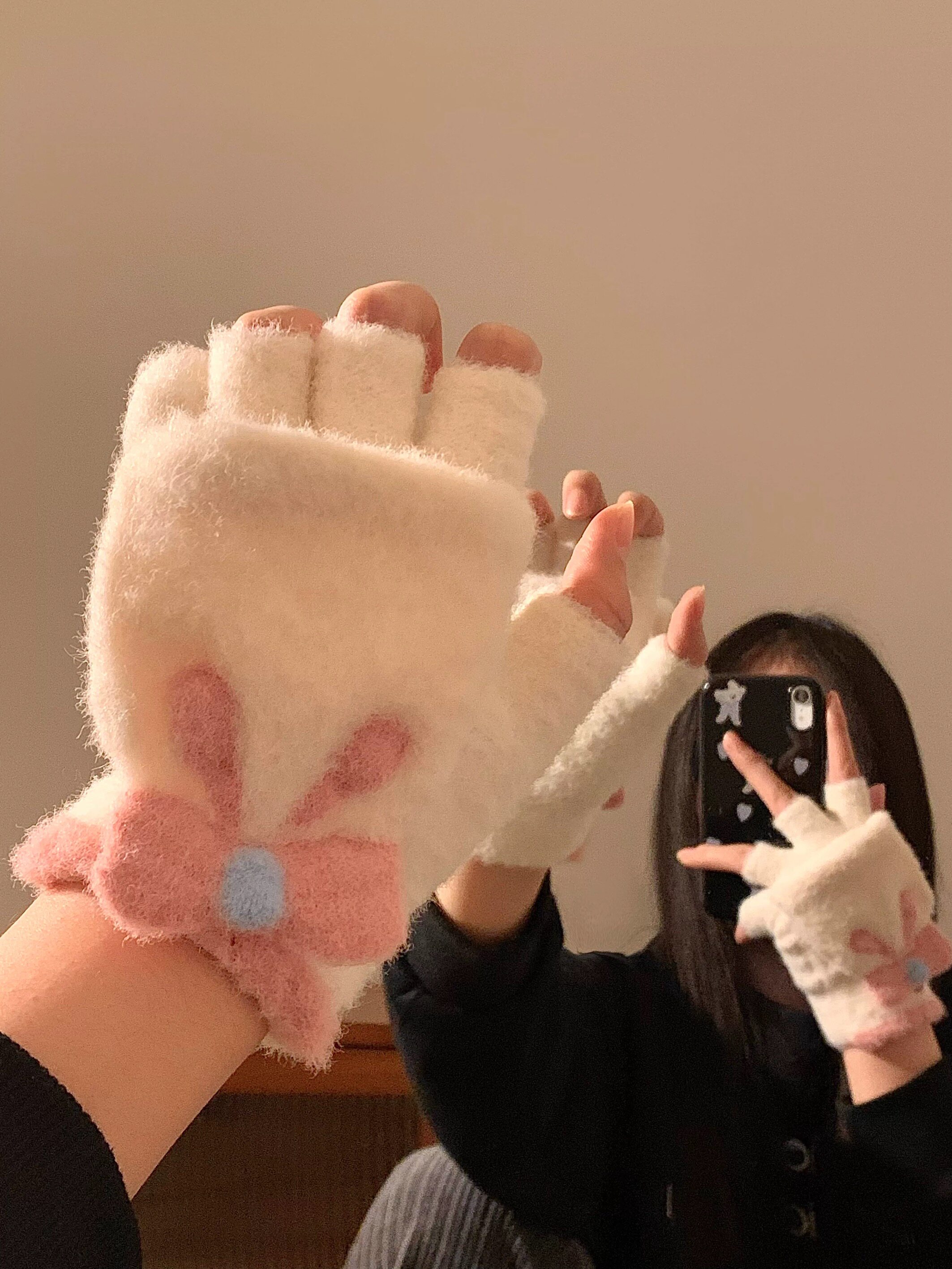 韩版针织手套冬季女生可爱露指毛线加绒保暖防寒学生写字半指翻盖