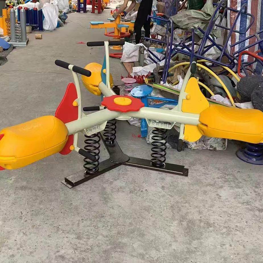 铁架弹簧跷跷板摇马大型翘翘双人户外幼儿园社区公园跷跷板游乐图片