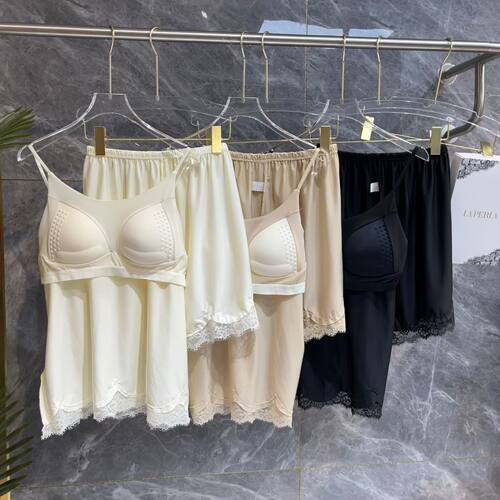 夏季蕾丝美背带胸垫吊带睡衣套装
