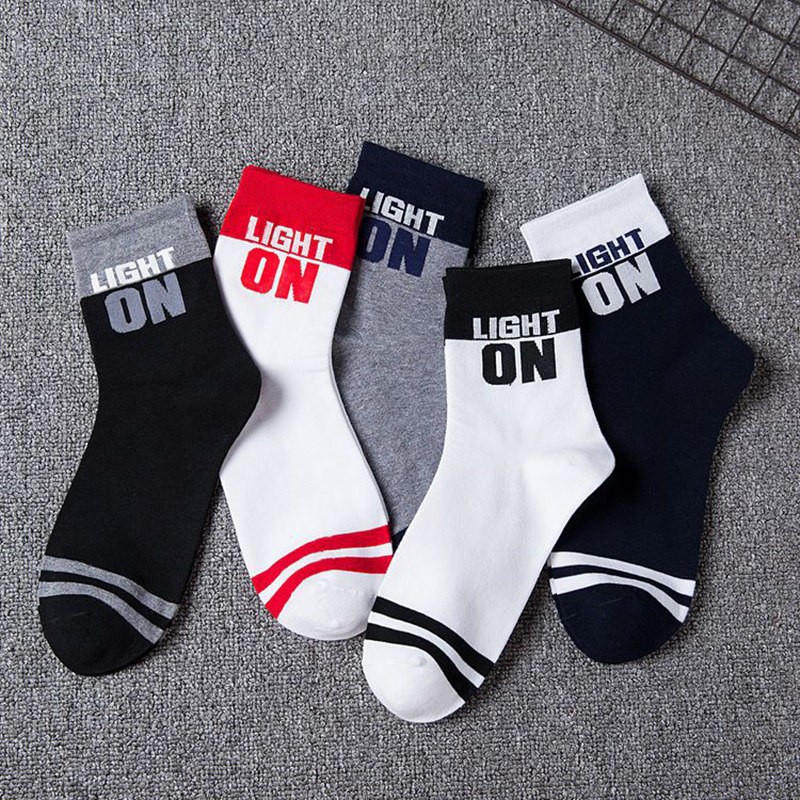 男士袜子男款中筒袜春秋季纯棉袜透气男生大童防臭吸汗透气运动袜