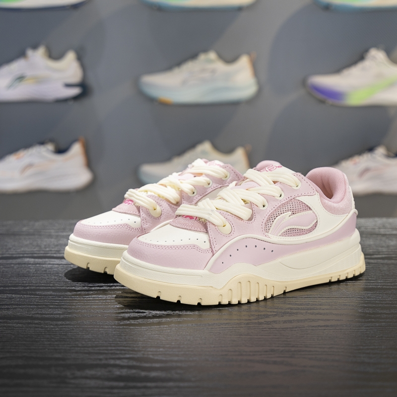 李宁正品2025秋季新款女子时尚潮流透气运动休闲板鞋AGCV280-1