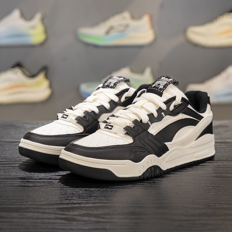 Lining/李宁正品月白男子耐磨时尚减震回弹运动休闲鞋AGCS251-15