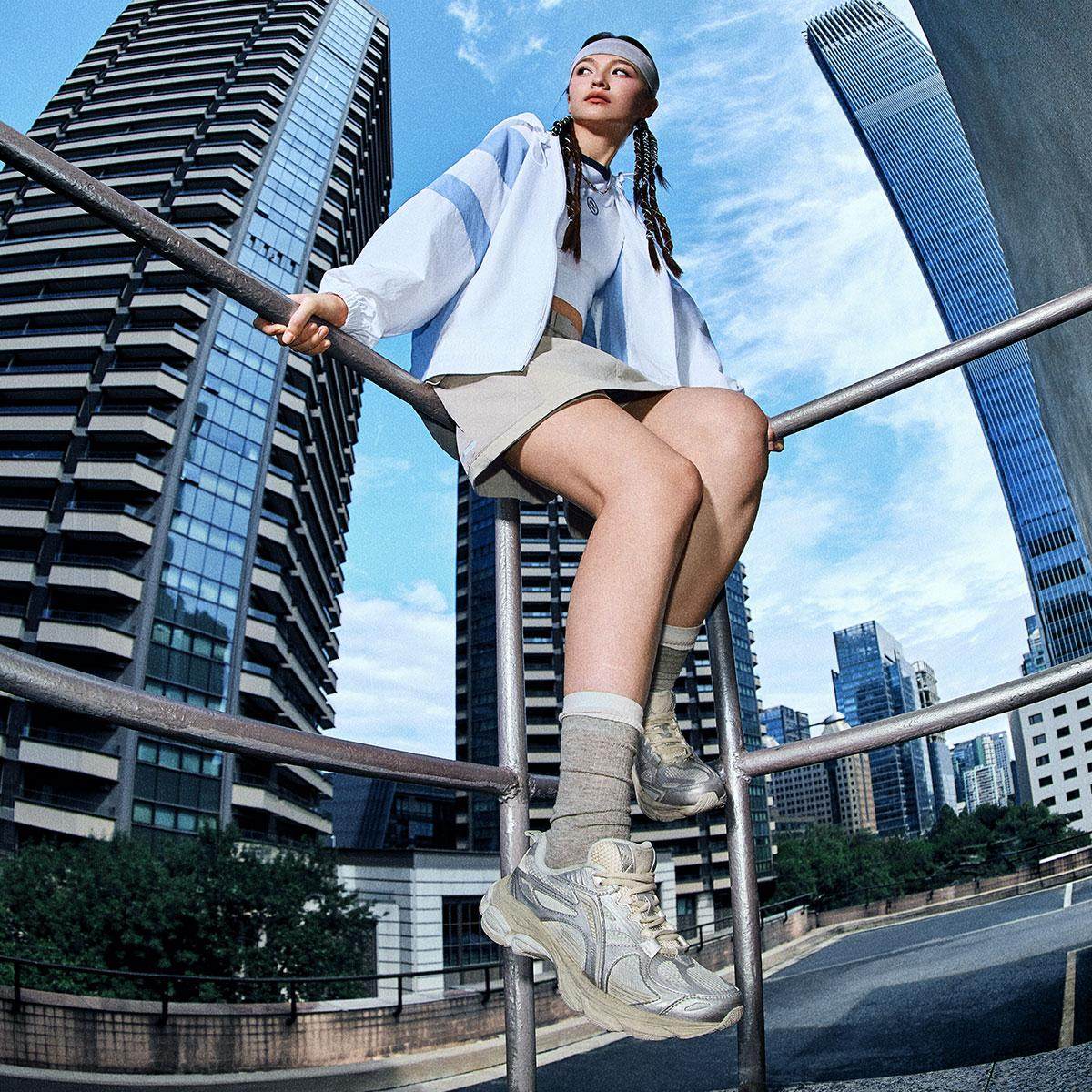 李宁正品女子耐磨运动跑步鞋