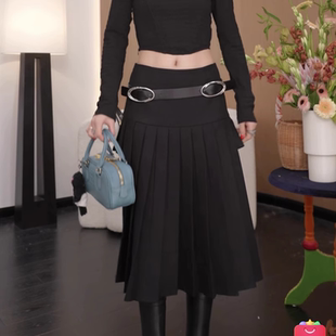 周美美同款 时髦精的早秋拼接感半长半短不规则百褶半裙