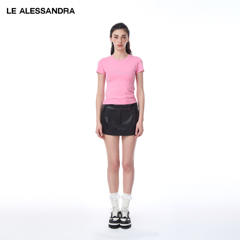 品牌直营LEANDR春夏闪