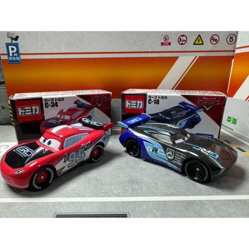 10月TOMICA多美卡赛车总动员 C-18 C-34闪电麦昆世界杯赛车合金车