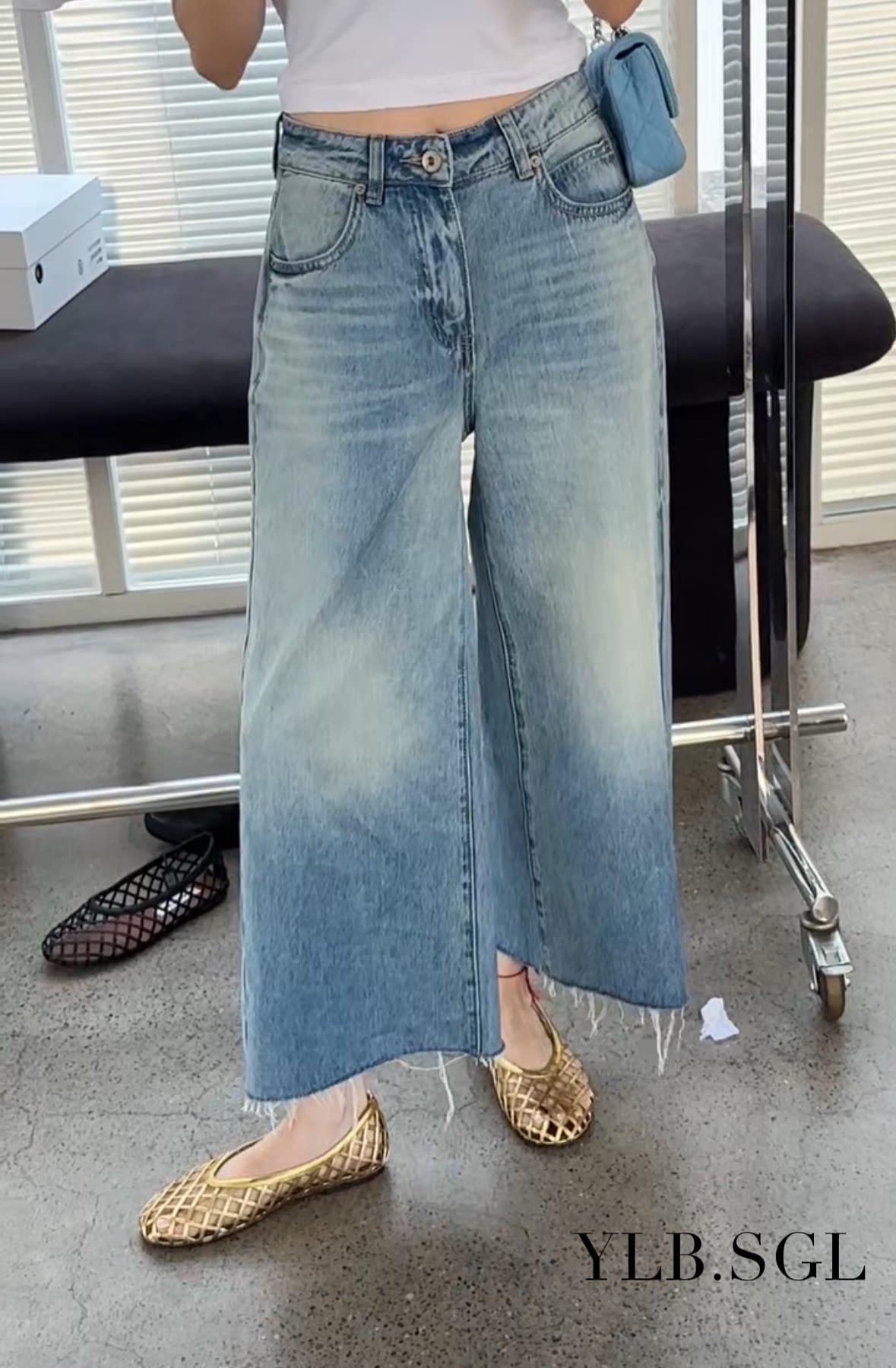 66097诗歌兰女装2025夏款 气质浅蓝色阔腿直筒裤九分毛边牛仔裤女
