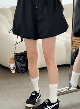 58334诗歌兰女装2025夏款 时尚气质百搭黑色松紧腰灯笼裤短裤女