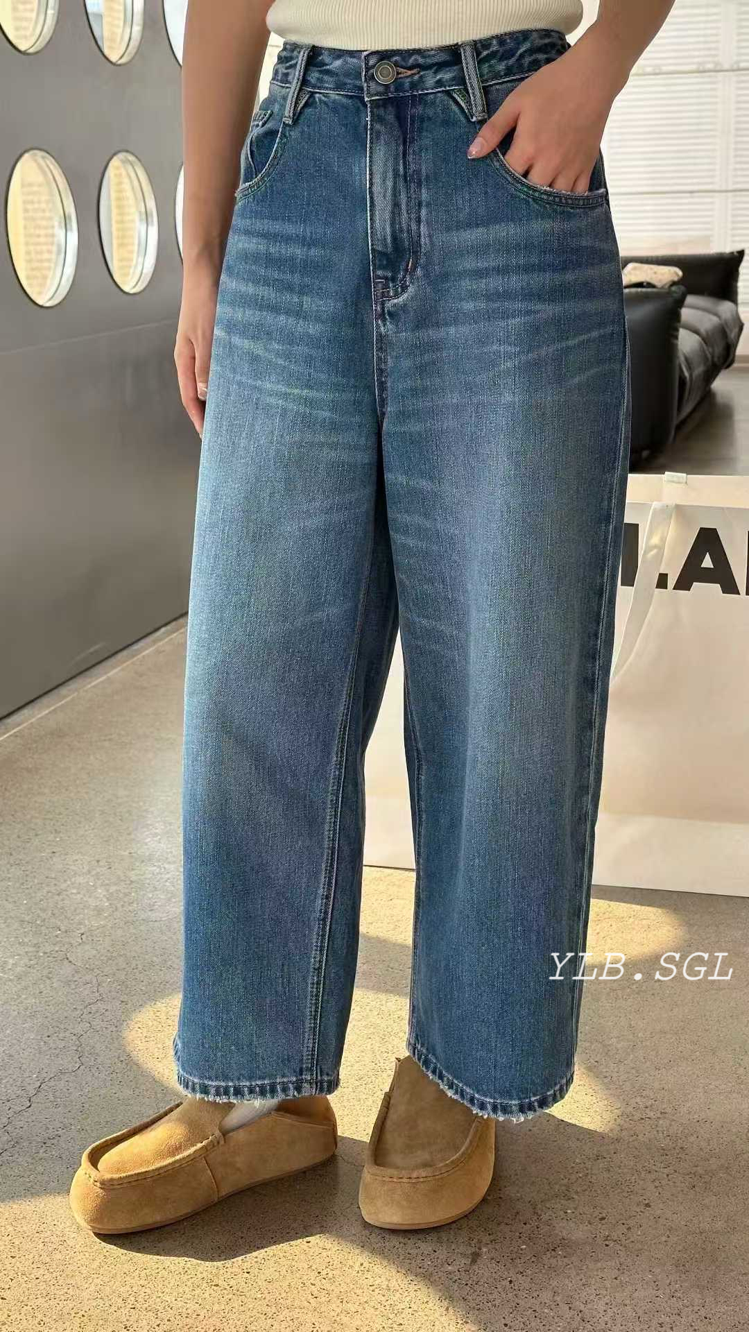 19558诗歌兰女装2025秋款 时尚蓝色绿边口袋磨破九分直筒牛仔裤女