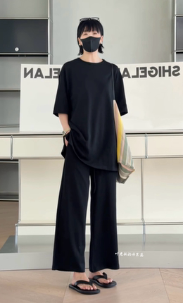 T260慵懒套装诗歌兰女装2026夏显瘦黑色针织棉短袖+花边裤套装女