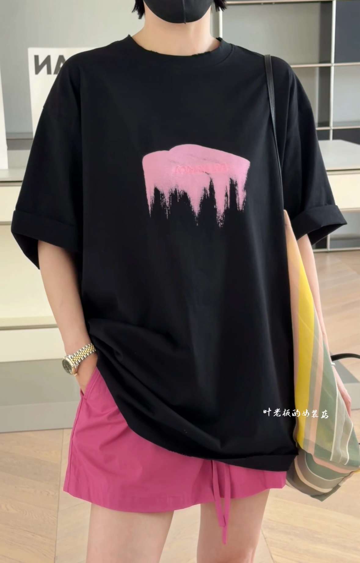 C58696字母短袖 诗歌兰女装2026夏款气质黑色粉色印花磨破T恤女