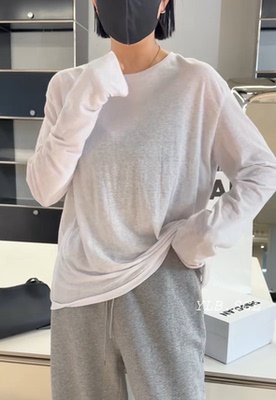 58465诗歌兰女装2025秋款 简约百搭圆领长袖面膜衣白色T恤打底衫