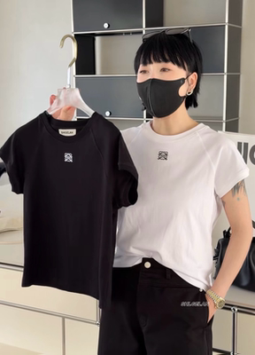 C58586极简短袖 诗歌兰女装2026春夏款气质百搭刺绣图案短款T恤女