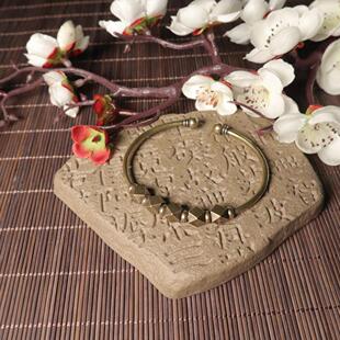 1件精致复古手镯黄铜手镯几何形手镯简约风格手镯送人礼物