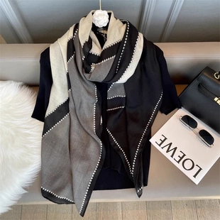 棉麻围脖今年流行丝巾披肩两用 简约高级感2025新款 围巾女冬季 薄款