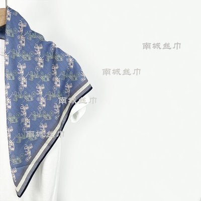 【牛仔马车】2025热卖新品丝巾系列时尚潮流风丝绒手感65方巾围巾