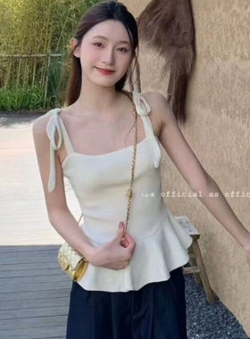 纯欲镂空麻花v领毛衣女俏皮可爱修身短款别致甜辣上衣针织打底衫