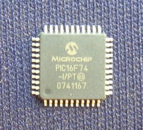 PIC16F74-I/PT TQFP PIC16F74 微控制器 全新正品 质量保证