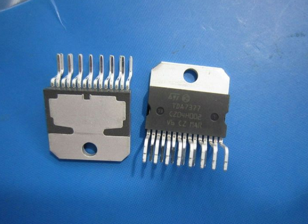 全新IC TDA7377 7377 直插 汽车收音机功率放大器 全新原装正品