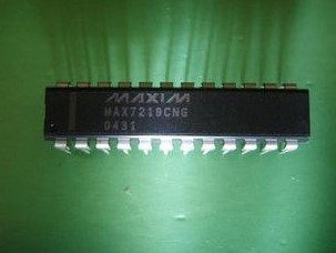 MAX7219CNG芯片 原装进口MAX7219 IC 集成电路MAX7219