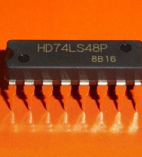 （直拍）直插。全新原装正品：74LS48 HD74LS48P