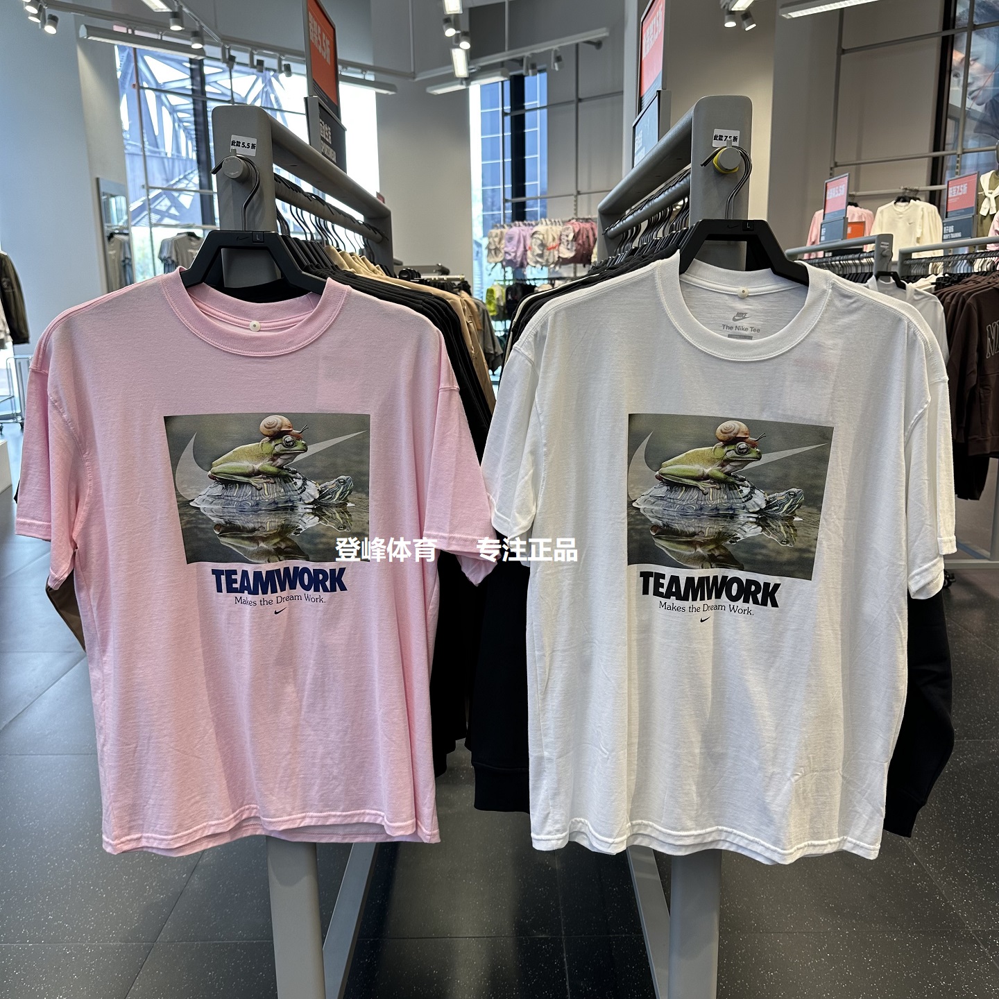 耐克Nike男子纯棉宽松柔软短袖