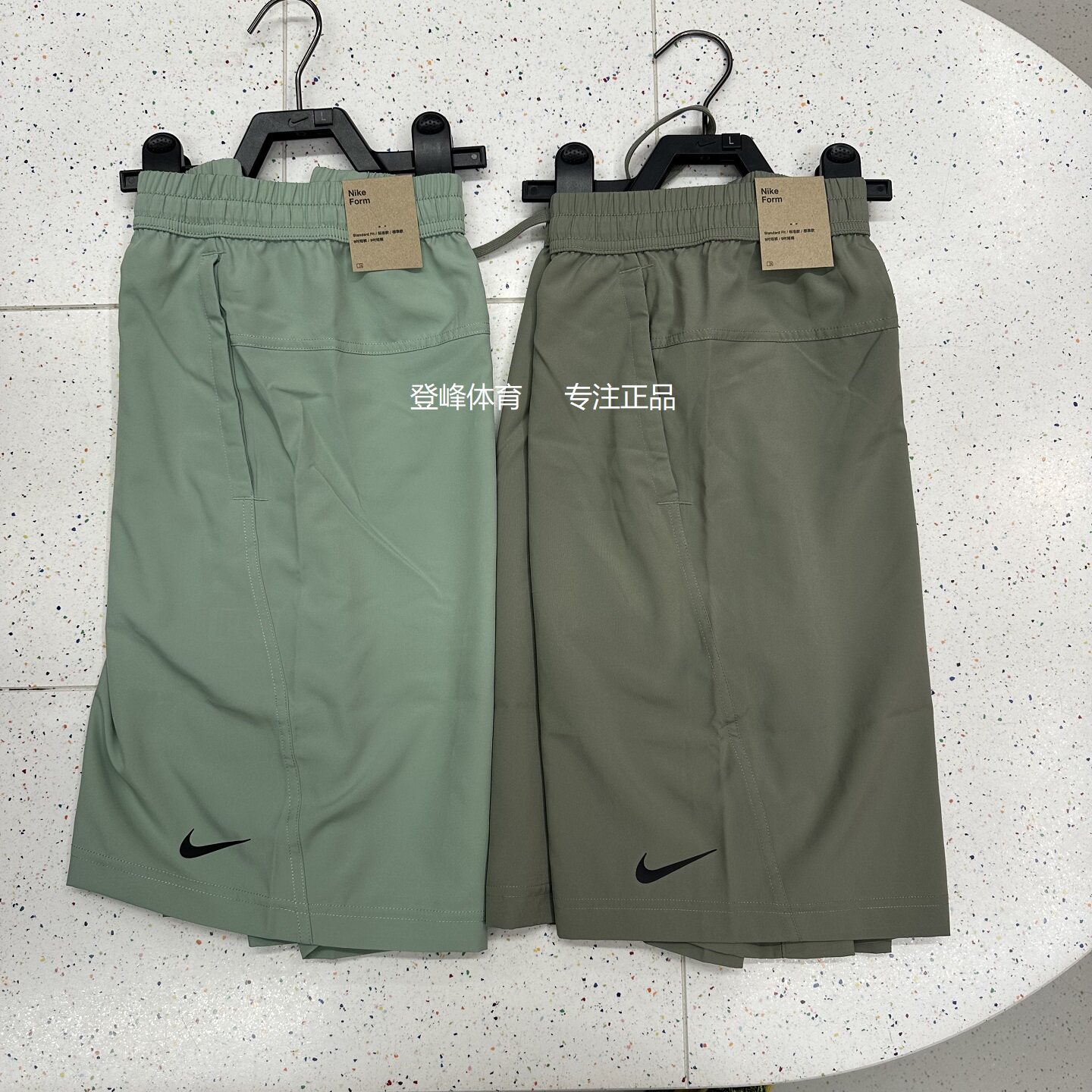NIKE/耐克休闲运动宽松透气短裤