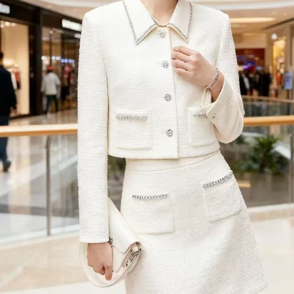 重工钉钻轻奢白色小香风套装小众气质轻奢女装短外套半身裙两件套