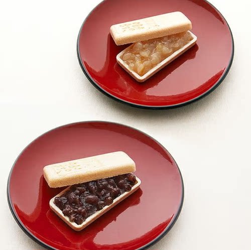【新品】日本永乐屋红豆沙柚子果酱威化饼干夹心套装礼盒