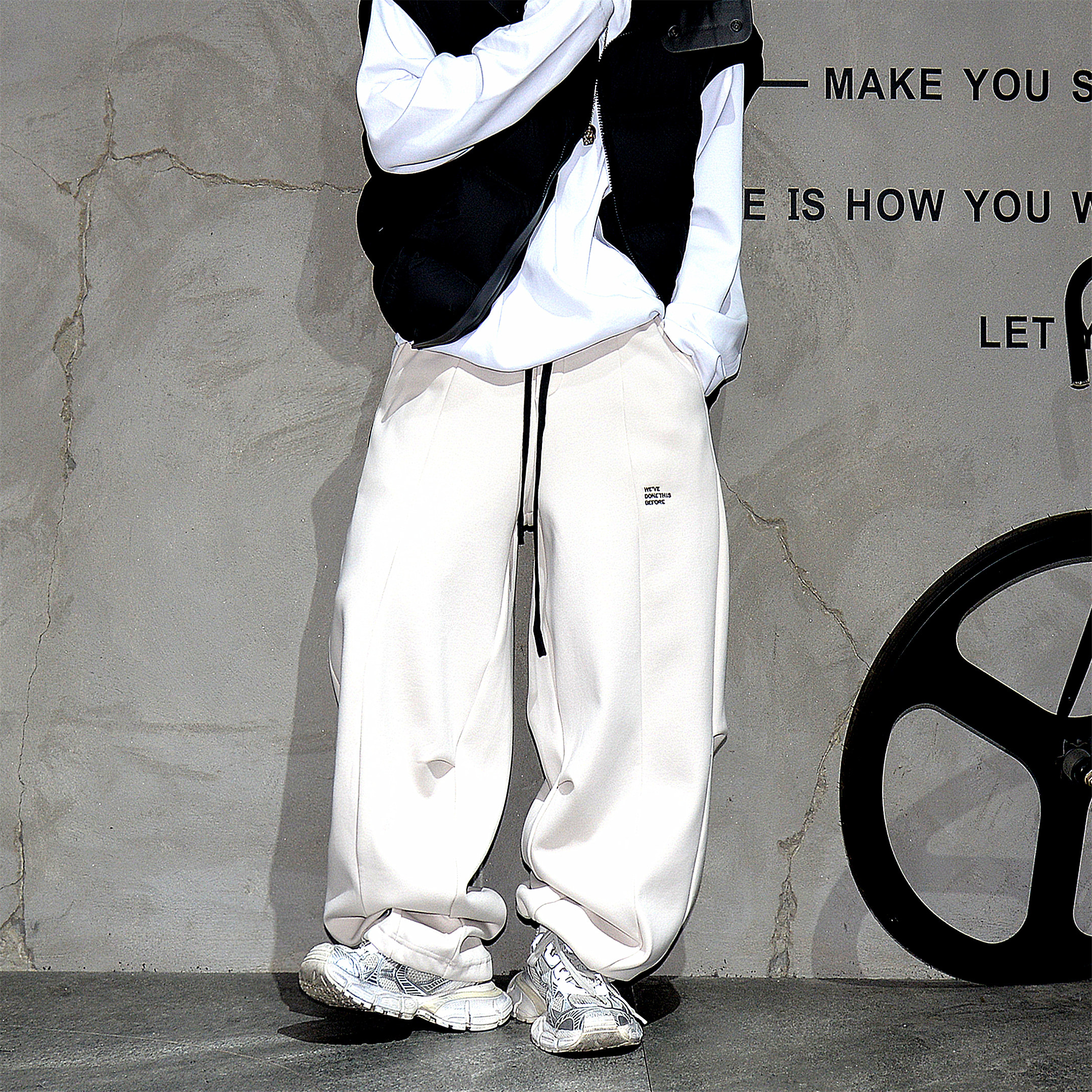 日系构解宽松阔腿运动卫裤男潮牌休闲香蕉弯刀裤加绒加厚直筒长裤,男装,卫裤,淘宝优惠券,粉丝福利购,淘宝优惠卷