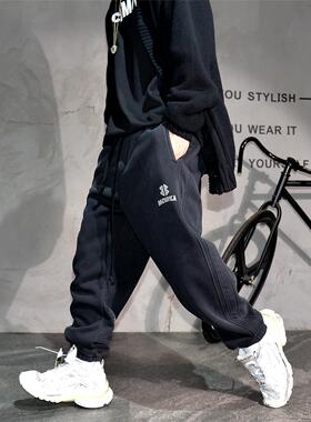 黑色加绒加厚宽松束脚运动卫裤男美式复古松紧腰百搭针织休闲裤子