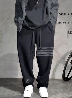 黑色百搭松紧腰宽松直筒弯刀卫裤男冬季加绒加厚痞帅针织运动裤潮