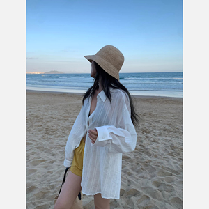 GEMQI 乔妹同款白色条纹长袖衬衫女微透防晒衬衣肌理慵懒气质上衣