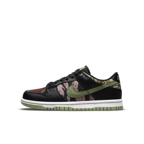 Nike耐克女对称鸳鸯迷彩低帮板鞋