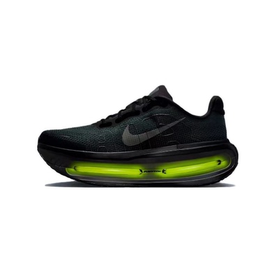 Nike黑色男款低帮跑步鞋